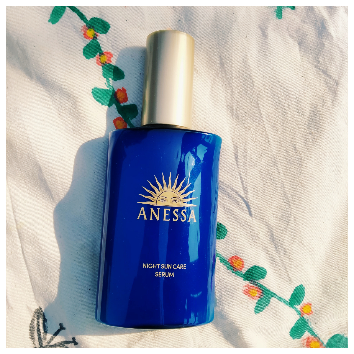 Hempaskan Bekas Jerawat dan Beruntusan dengan ANESSA Night Sun Care Serum-